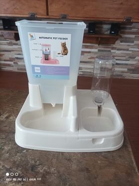Dispensador Automático De Agua 2 en 1 Para Mascotas